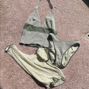 Ritchie Swimwear, Green and Cream Crochet Bikini Set. Size 9/10
